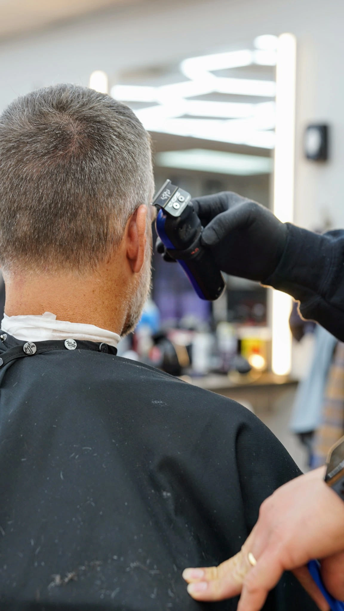 Best straight razor shave near Caldwell TX